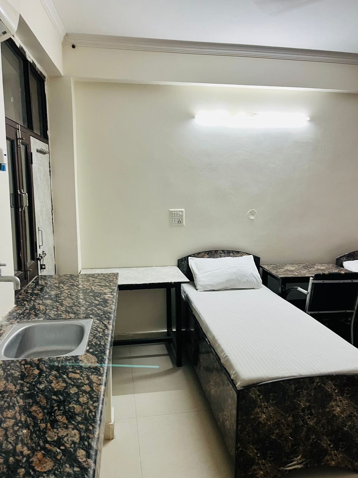 Room at Jay P Home Stay